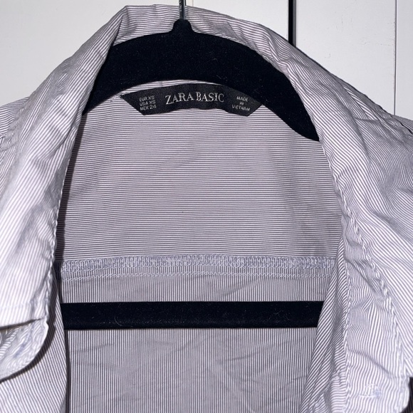 Zara Men's Gray and White Casual Button-Down Shirt - Picture 3 of 3